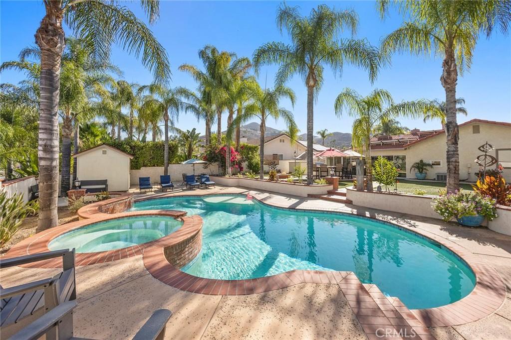 MLS #PW25253490 image #0