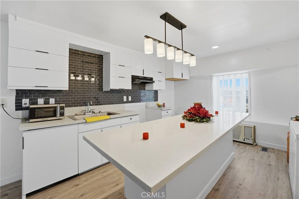 MLS #PW25254283 image #0