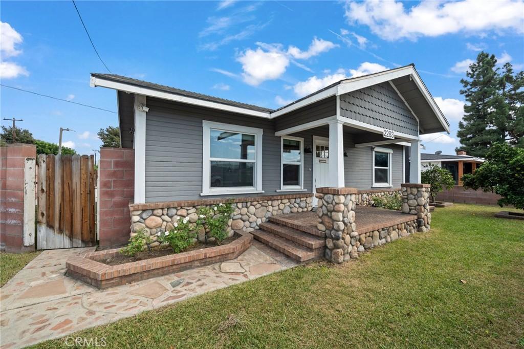 MLS #PW25254418 image #0