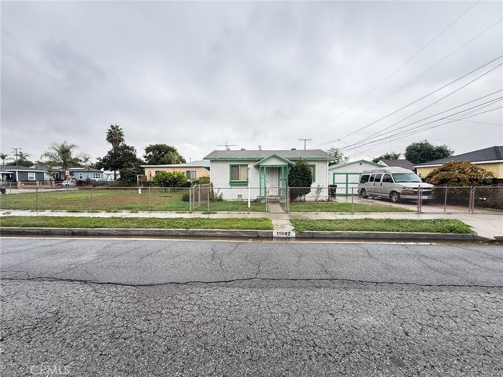 MLS #PW25254495 image #0