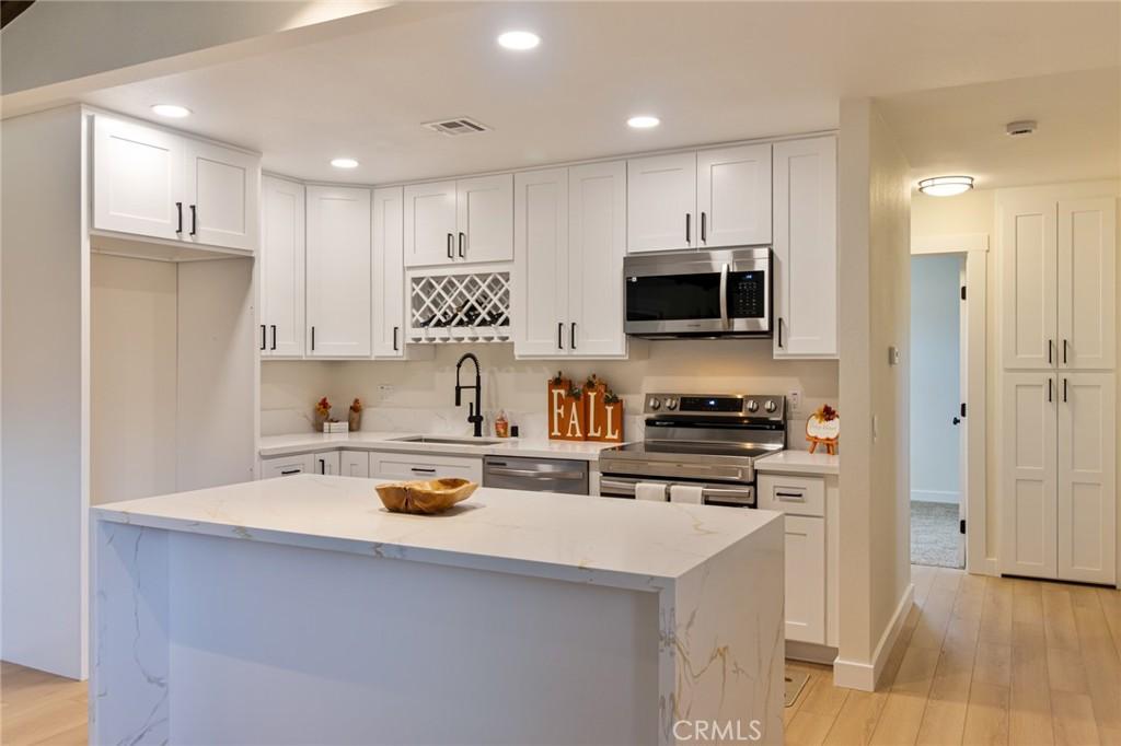 MLS #PW25254562 image #0