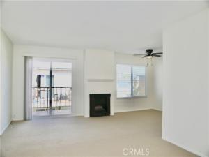 MLS #PW25258383 image #0