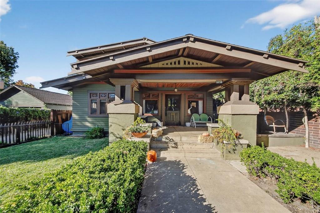 MLS #PW25258768 image #0