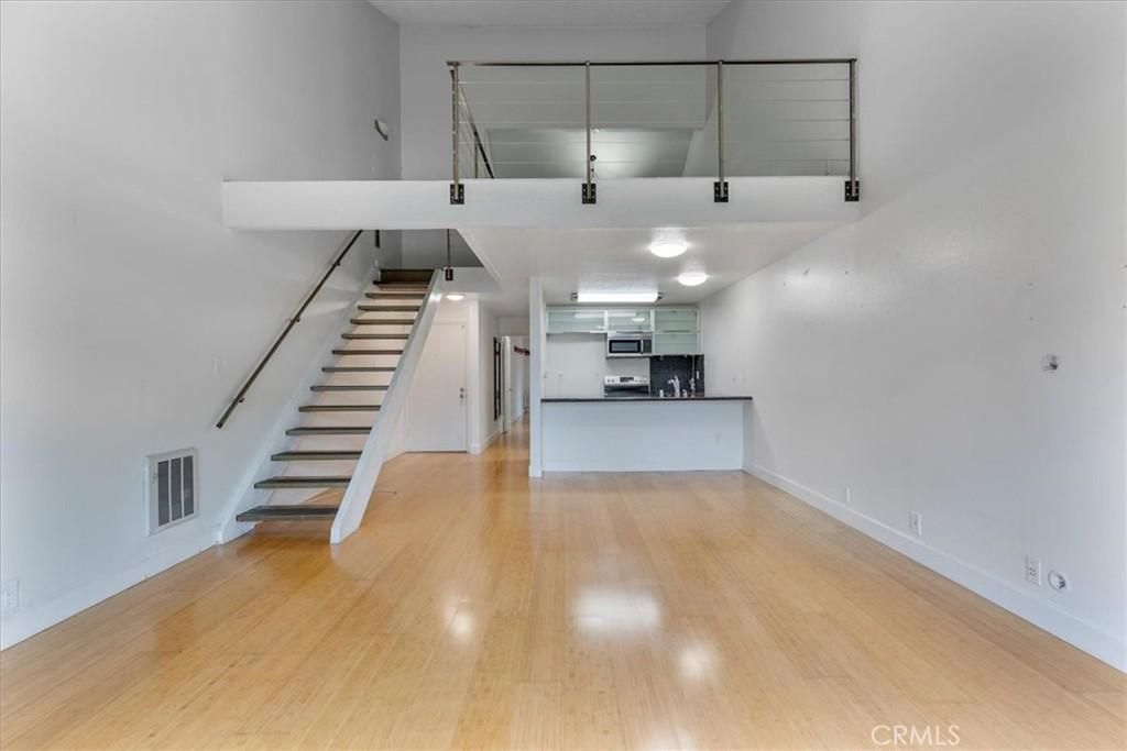 MLS #PW25259332 image #0