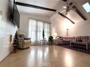 MLS #PW25260390 image #0