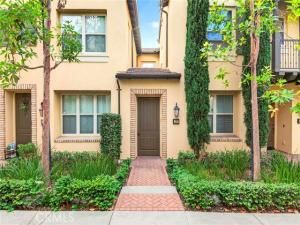 MLS #PW25260990 image #0