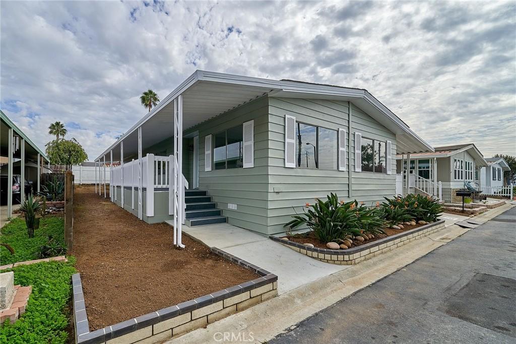 MLS #PW25263197 image #0