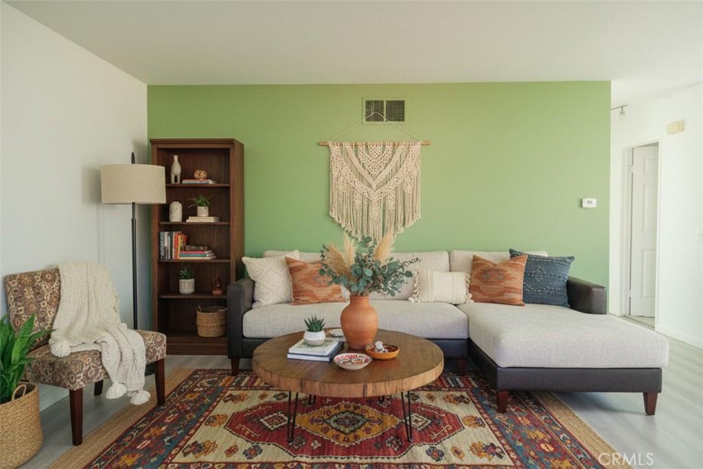 MLS #PW25265388 image #0