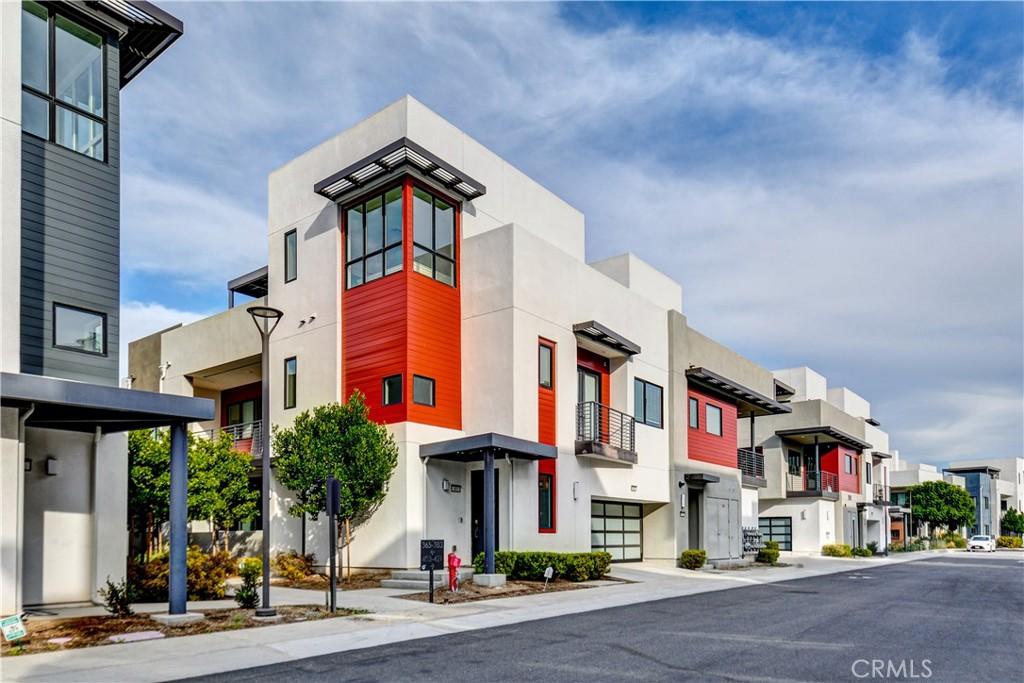 MLS #PW25268755 image #0