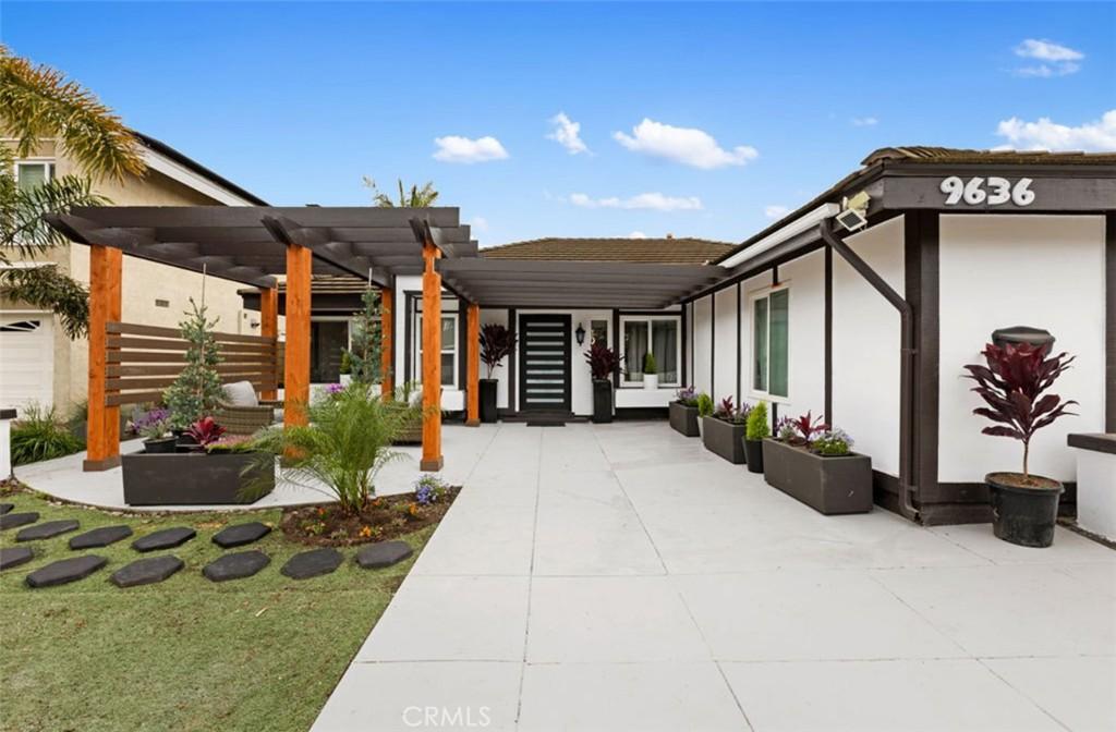 MLS #PW25269689 image #0