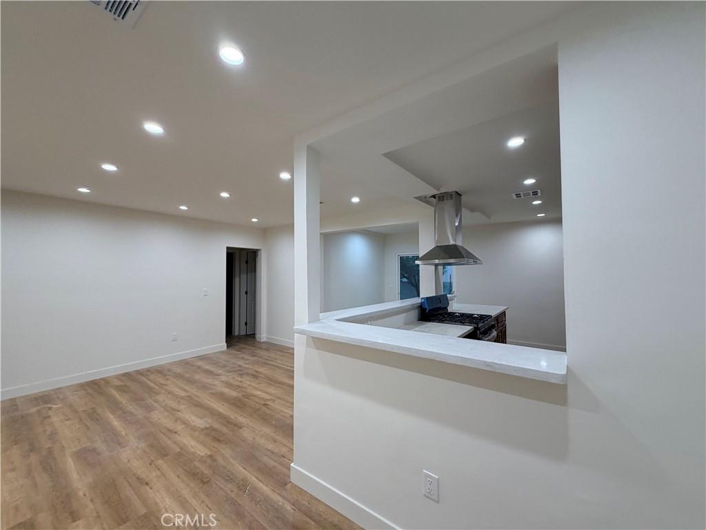 MLS #PW25270623 image #0