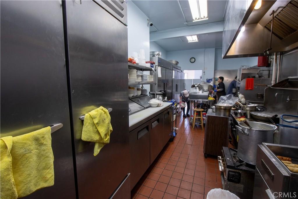 MLS #PW25270817 image #0