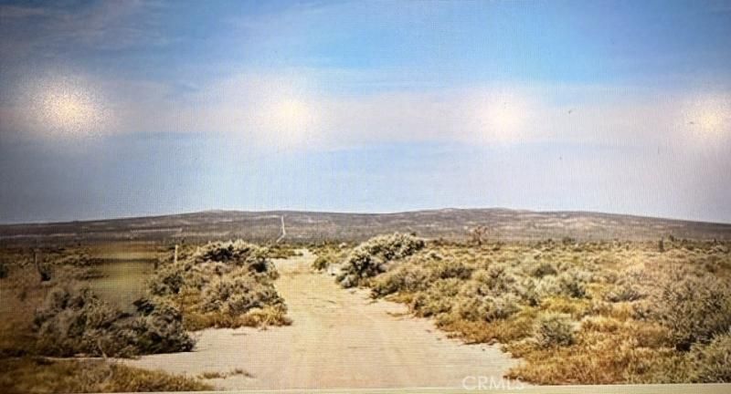 MLS #PW25271728 image #0