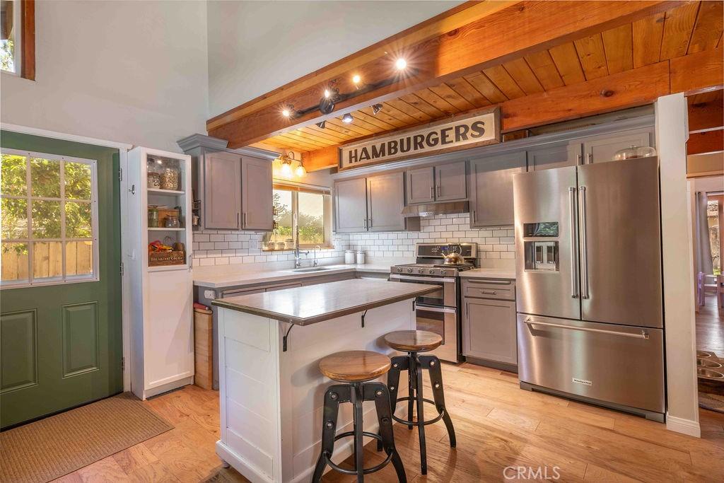 MLS #PW25272212 image #0