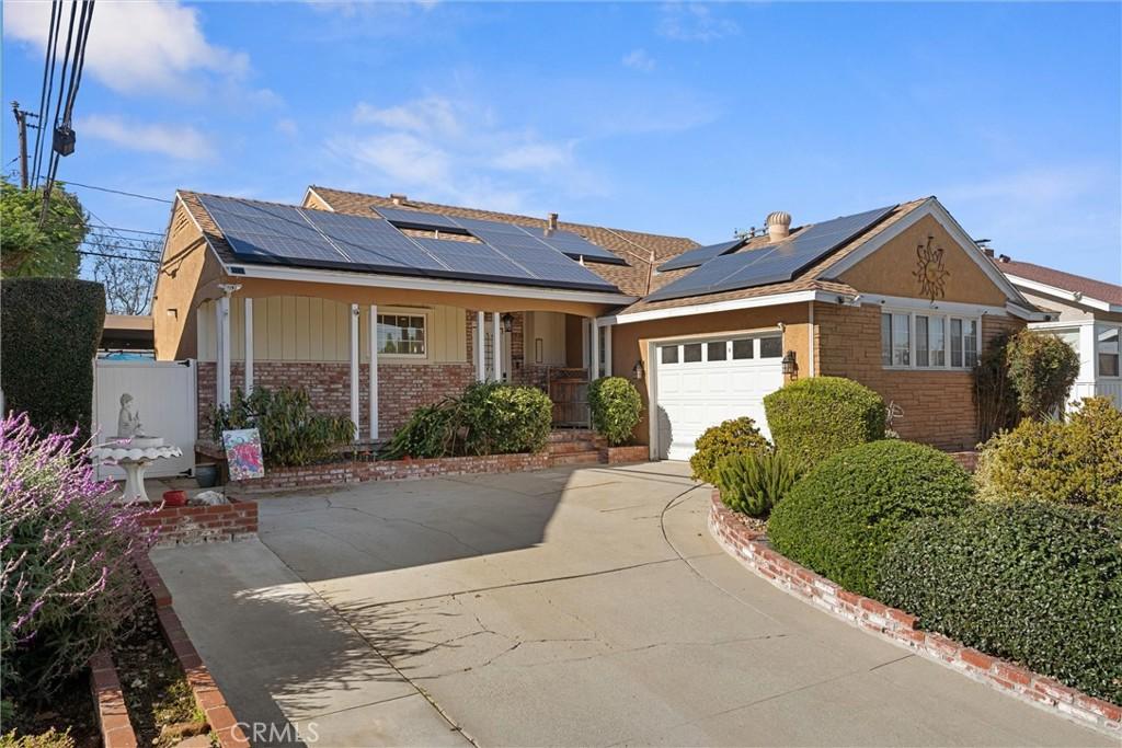 MLS #PW25273843 image #0