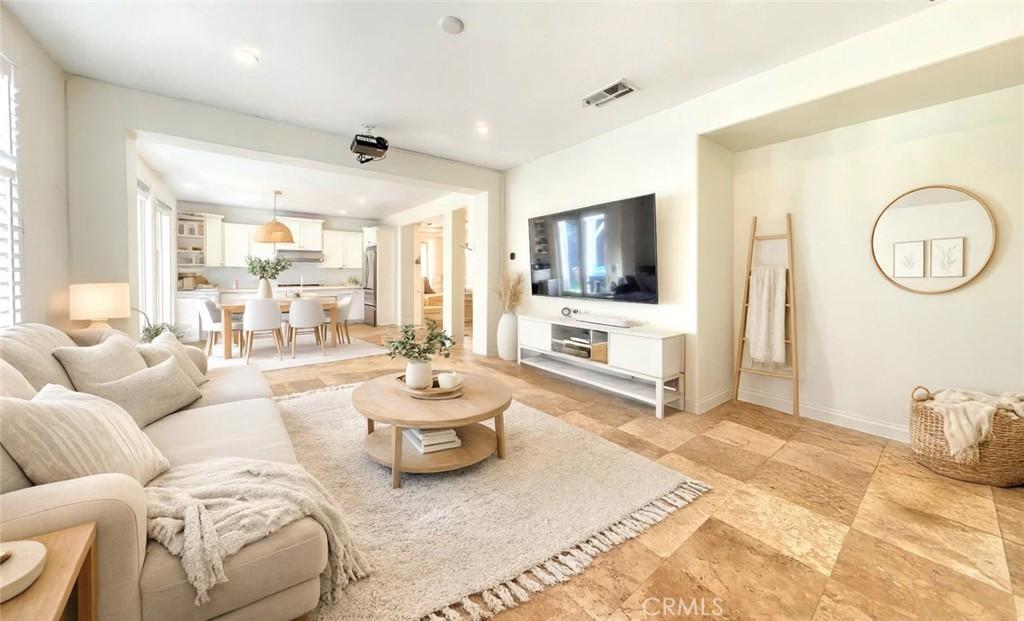 MLS #PW25274793 image #0