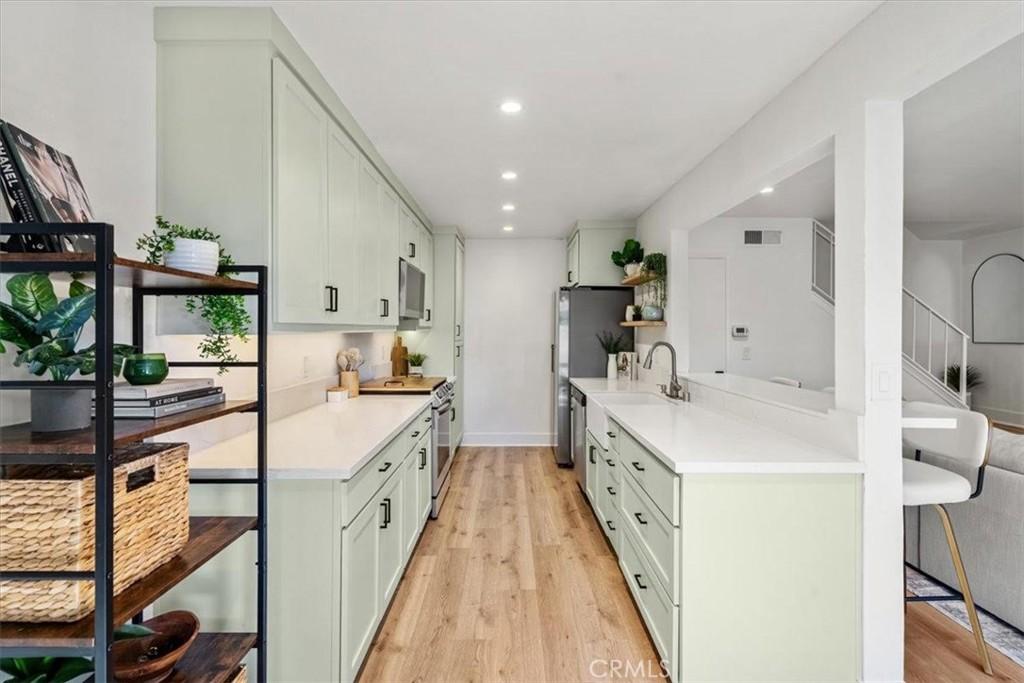 MLS #PW25277576 image #0