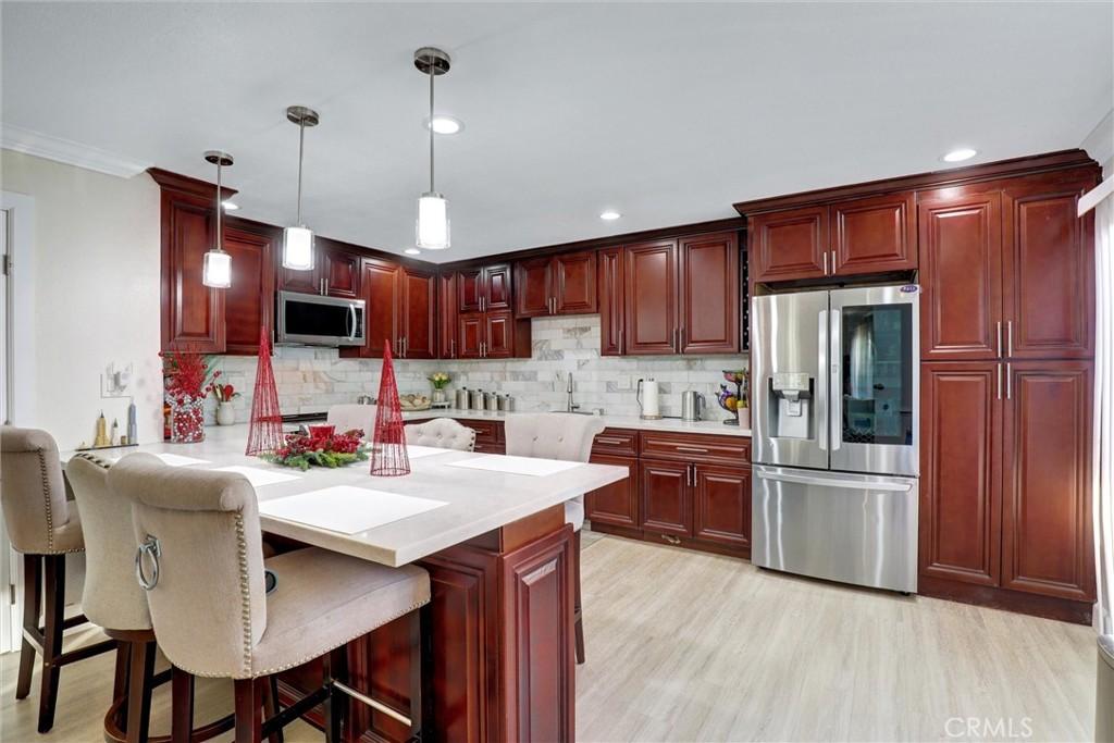 MLS #PW25278165 image #0