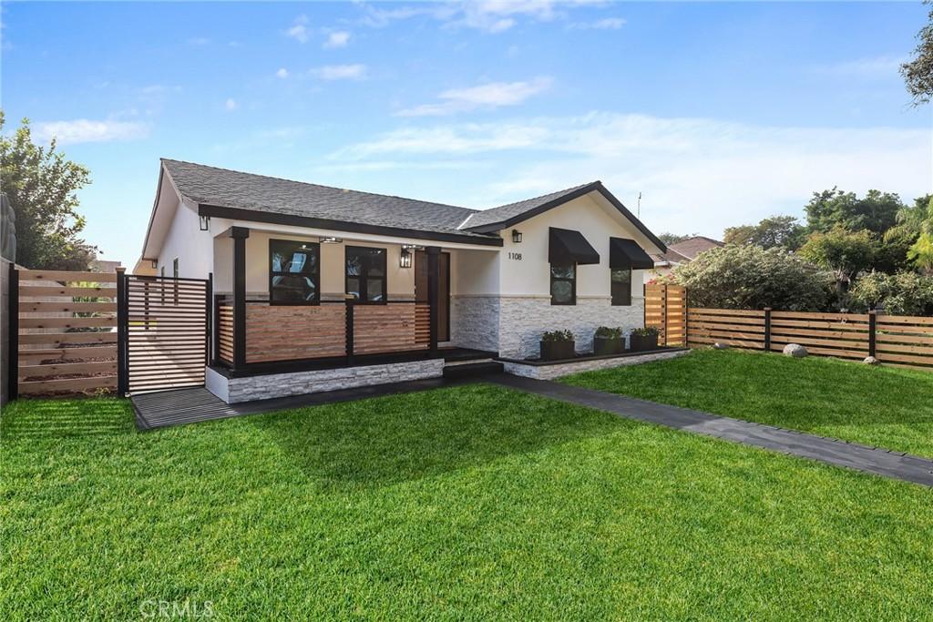 MLS #PW25278303 image #0