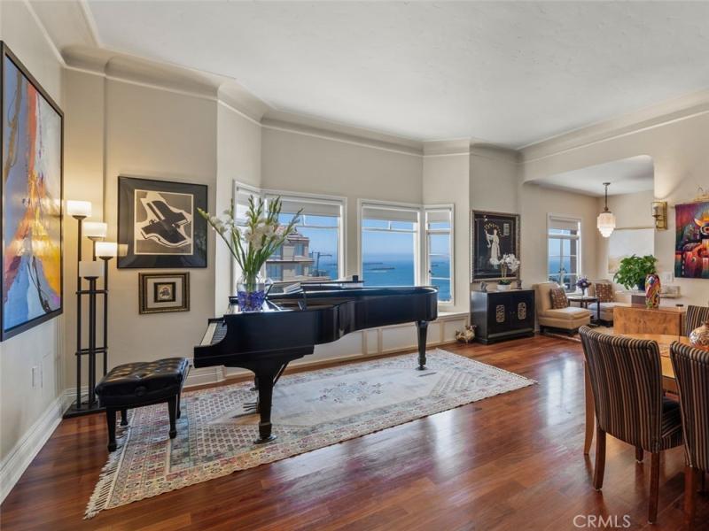 MLS #PW25278779 image #0