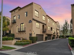 MLS #PW25279285 image #0