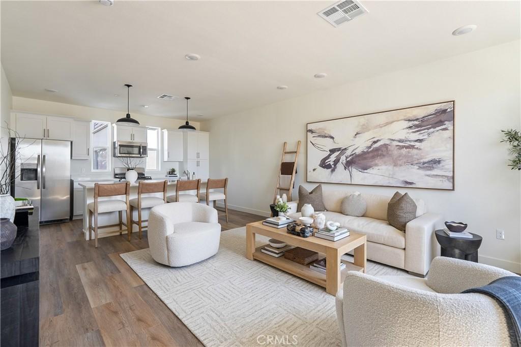 MLS #PW25279416 image #0