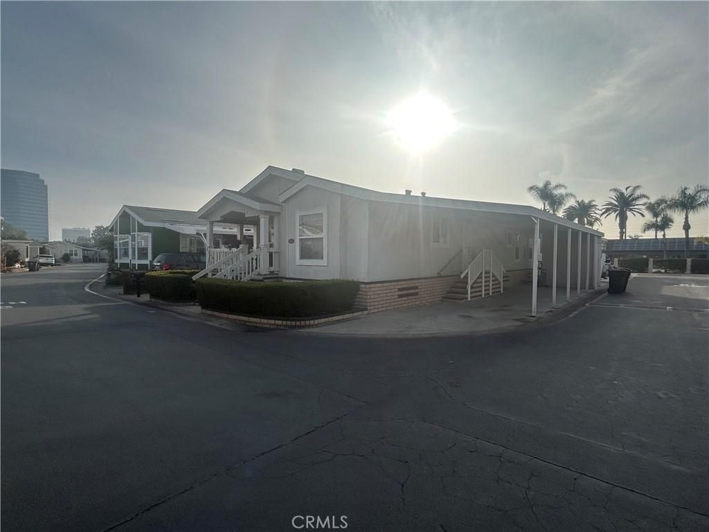 MLS #PW25281349 image #0