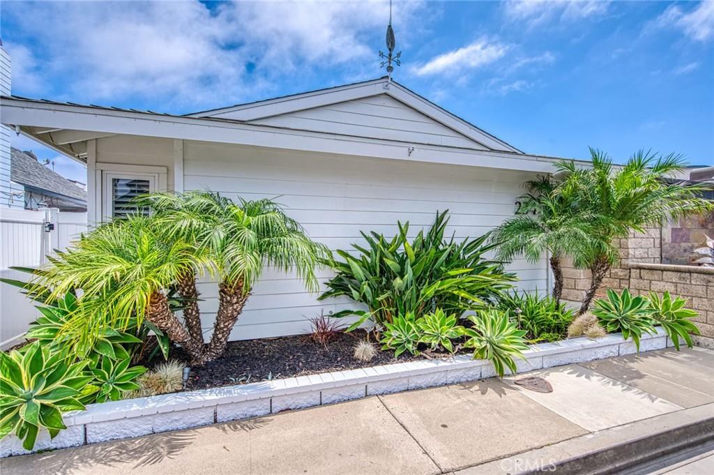 MLS #PW25282281 image #0