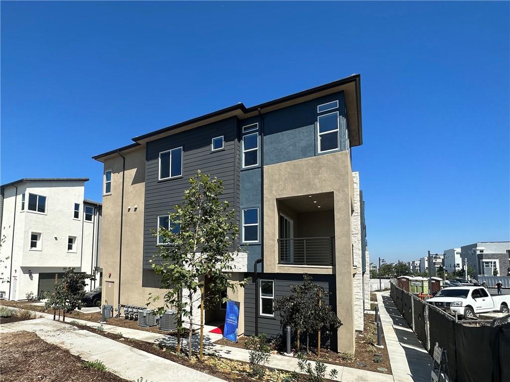 MLS #PW25282402 image #0