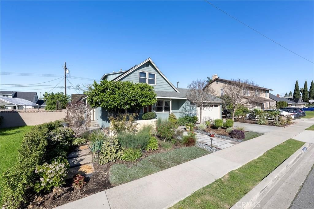 MLS #PW26002499 image #0