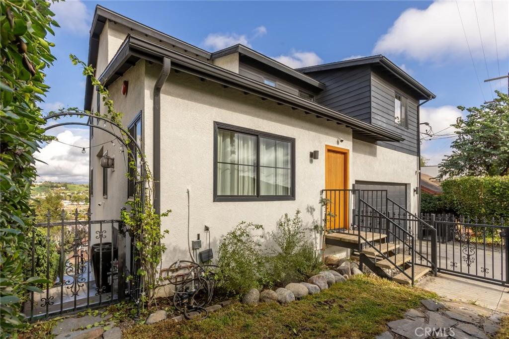 MLS #PW26007577 image #0