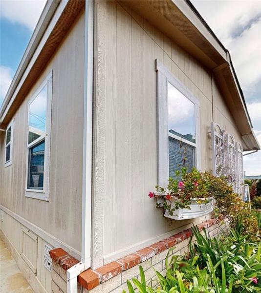 MLS #PW26010477 image #0