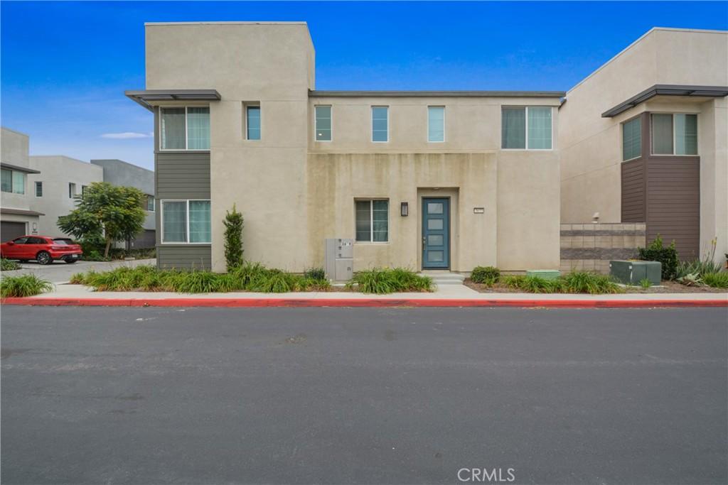 MLS #PW26017836 image #0