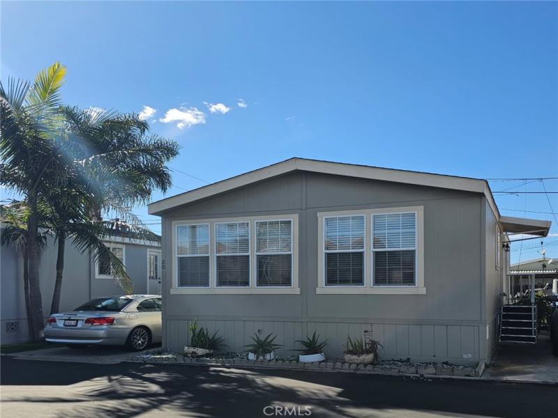 MLS #OC26070851 image #0