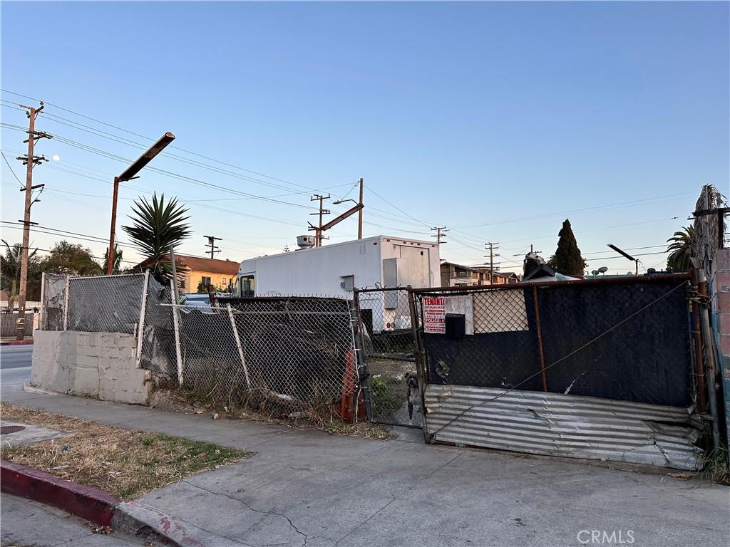 10305 S Normandie Los Angeles CA 90044 | MLS #PW26128852 41 MLS #PW26128852 image #0