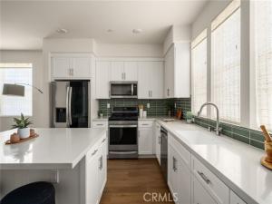 MLS #PW26133659 image #0