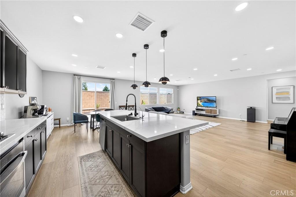 9521 Venetian Jurupa Valley CA 92509 | MLS #PW26138290 41 MLS #PW26138290 image #0