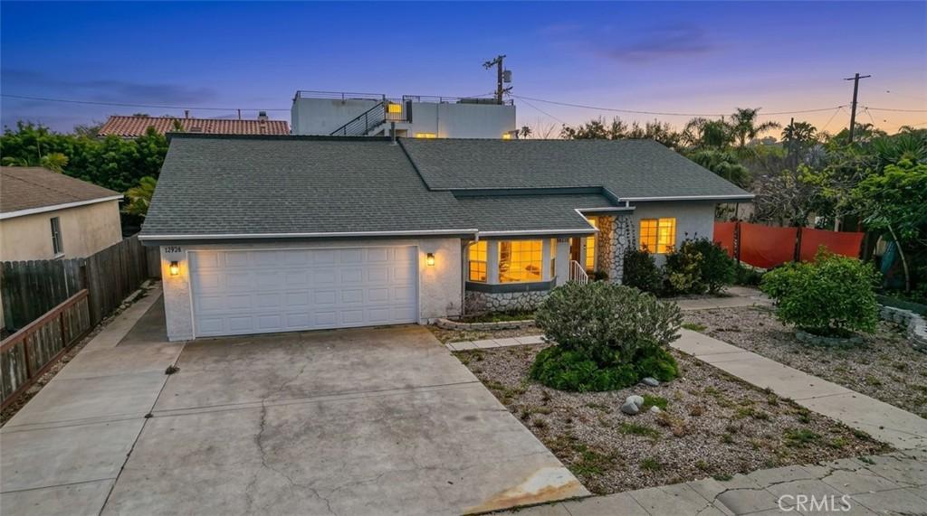 12930 Gilmore AV Los Angeles CA 90066 | MLS #PW25269161 79 MLS #PW25269161 image #0