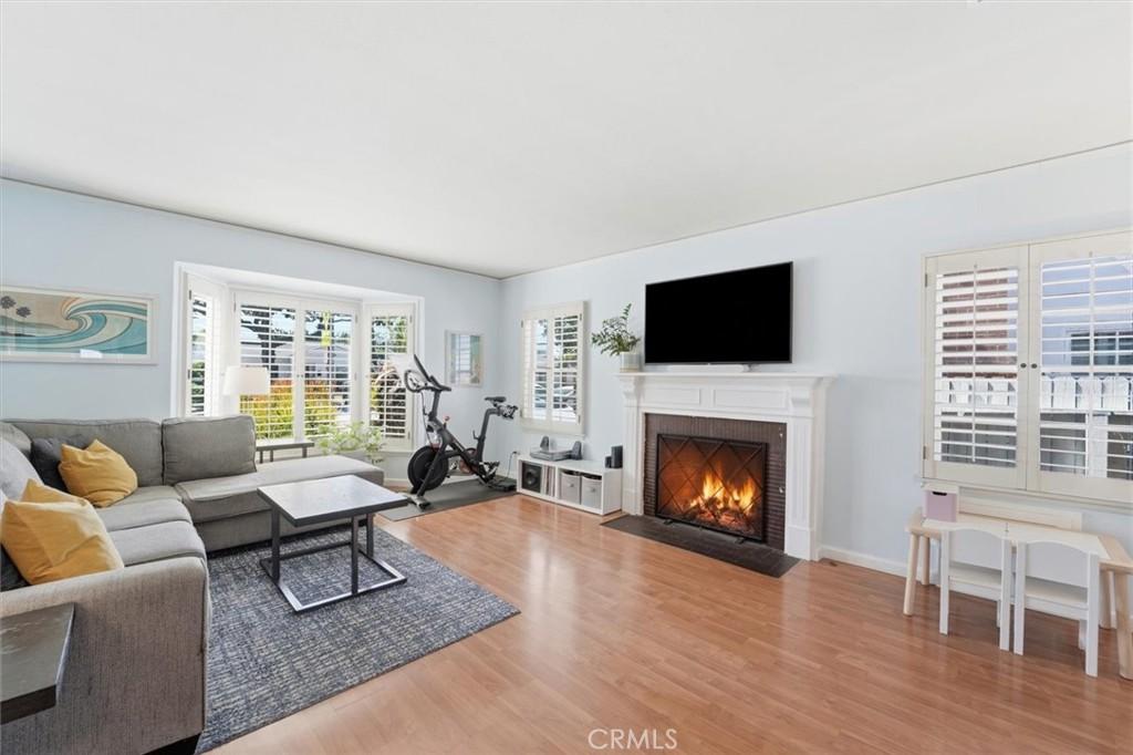 MLS #PW26152985 image #0