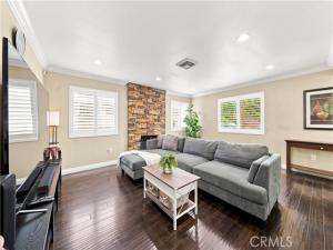MLS #PW26153905 image #0