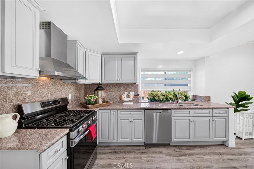 404 Continental Ct Newbury Park CA 91320 | MLS #PW26155107 45 MLS #PW26155107 image #0