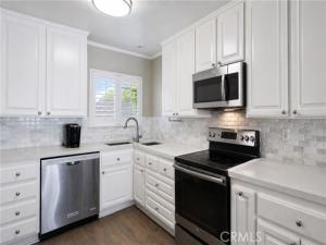 MLS #PW26155398 image #0