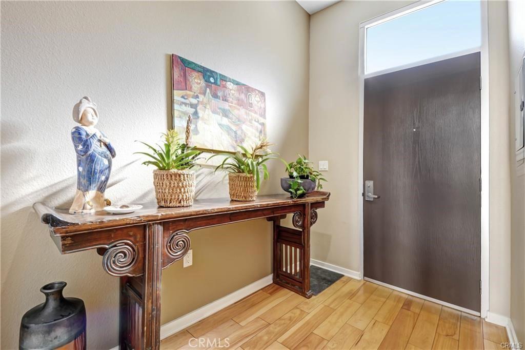 MLS #PW26156117 image #0
