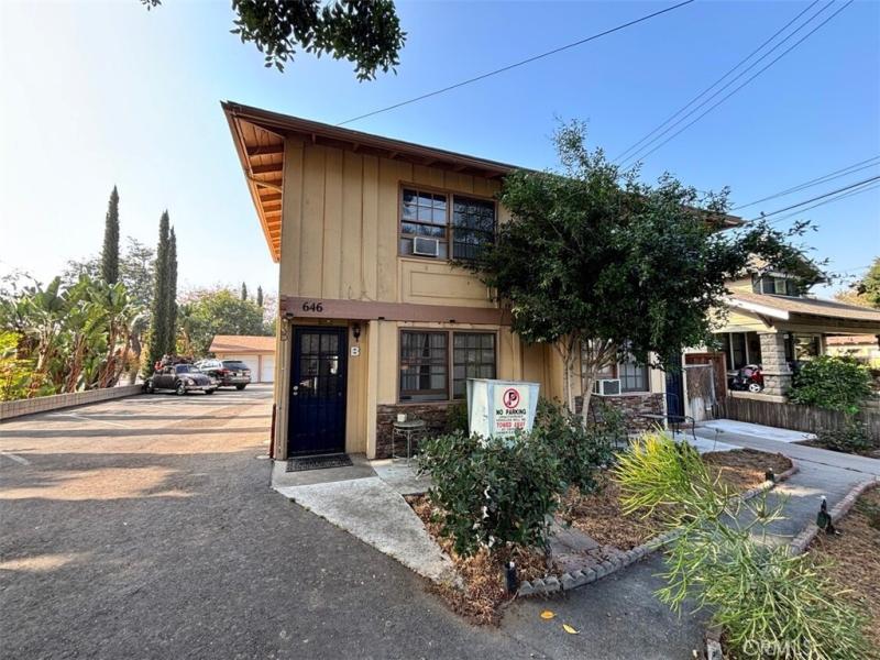 646 S Grand ST Orange CA 92866 | MLS #PW26163763 45 MLS #PW26163763 image #0