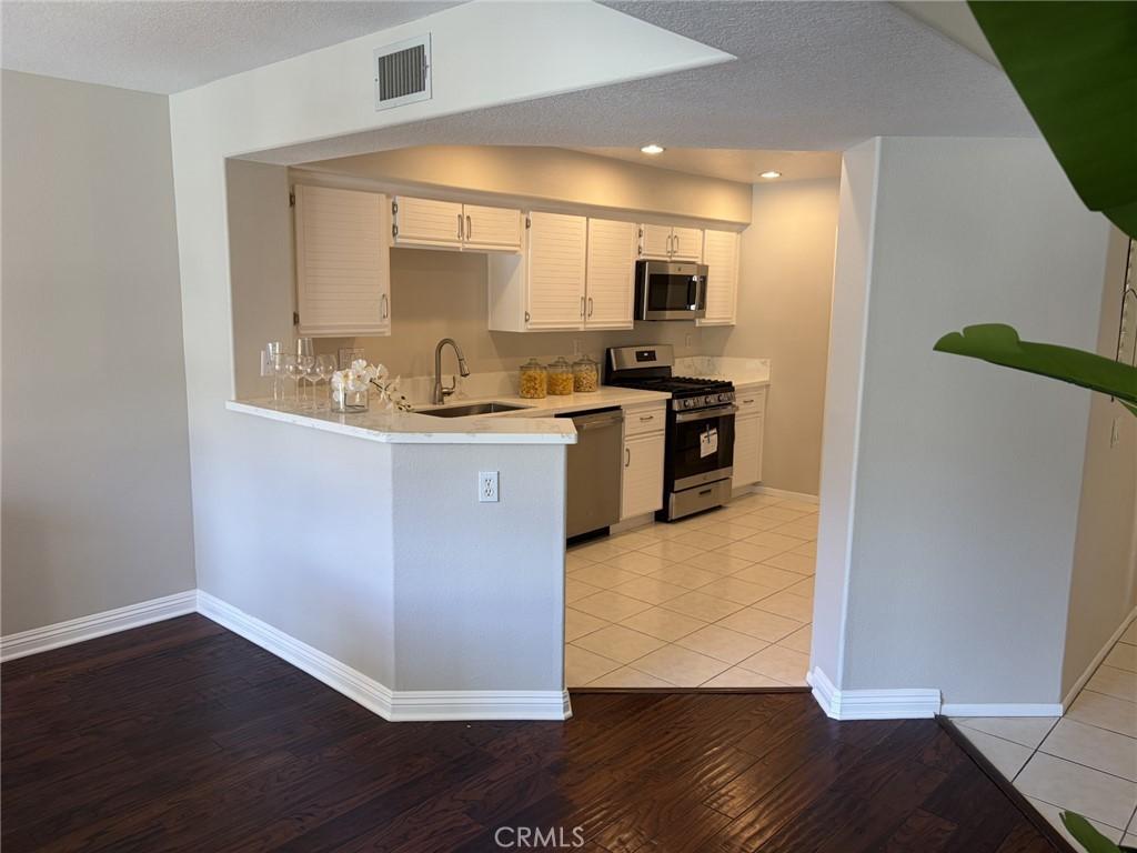 MLS #PW26168794 image #0