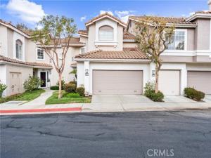 MLS #PW26185851 image #0
