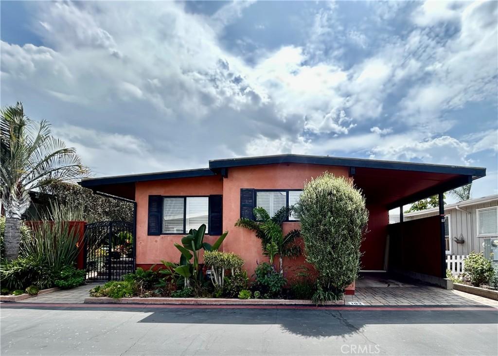 103 Yorktown Newport Beach CA 92660 | MLS #PW26187369 25 MLS #PW26187369 image #0