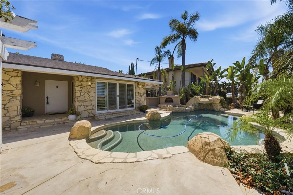 MLS #PW26189831 image #0