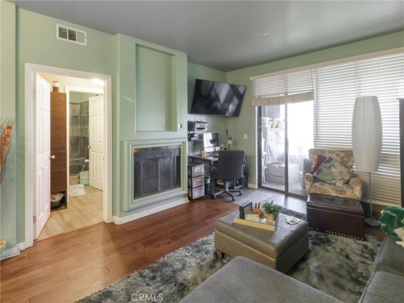 555 Maine AV #219 Long Beach CA 90802 | MLS #PW26193547 45 MLS #PW26193547 image #0