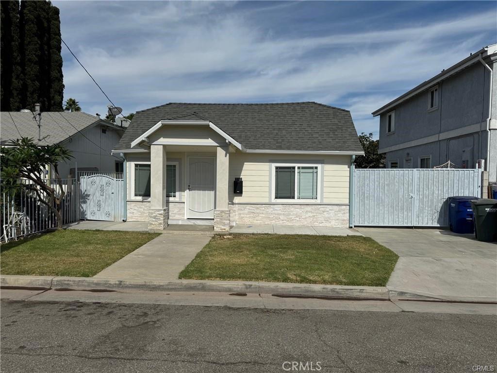 MLS #PW26196495 image #0